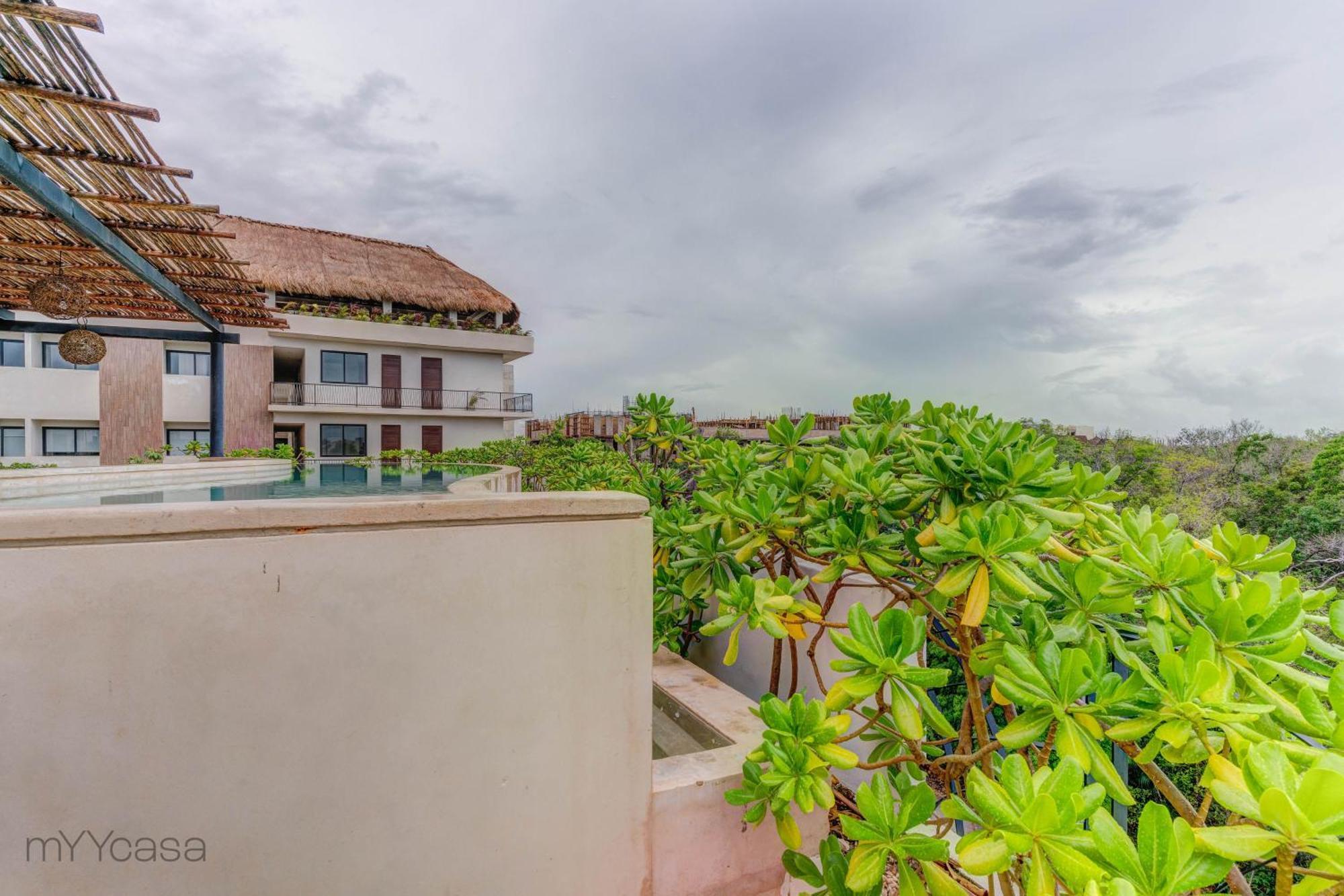 Apartment Paradise In Ph With Jacuzzi And Stunning Views